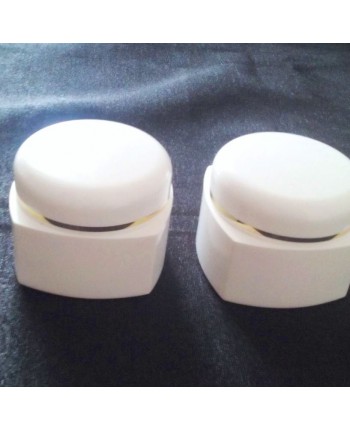 Doza cuadrangulara perete dublu alba 50 ml 